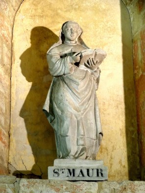 성 마우로_photo by Pierre Poschadel_in the Church of the Assumption of Mary in Gaillon-sur-Montcient_France.jpg